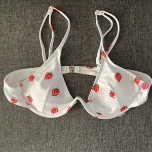 Strawberry Print Push-up bikini top